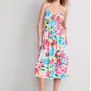 NWOT Smocked Midi dress